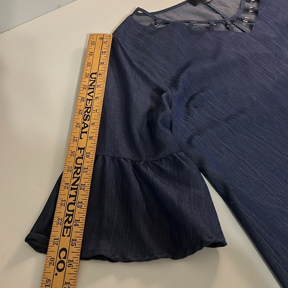 NAÏF Women’s Mid 3/4 length Bell Sleeve Mid Dress size 1X - Picture 9 of 10